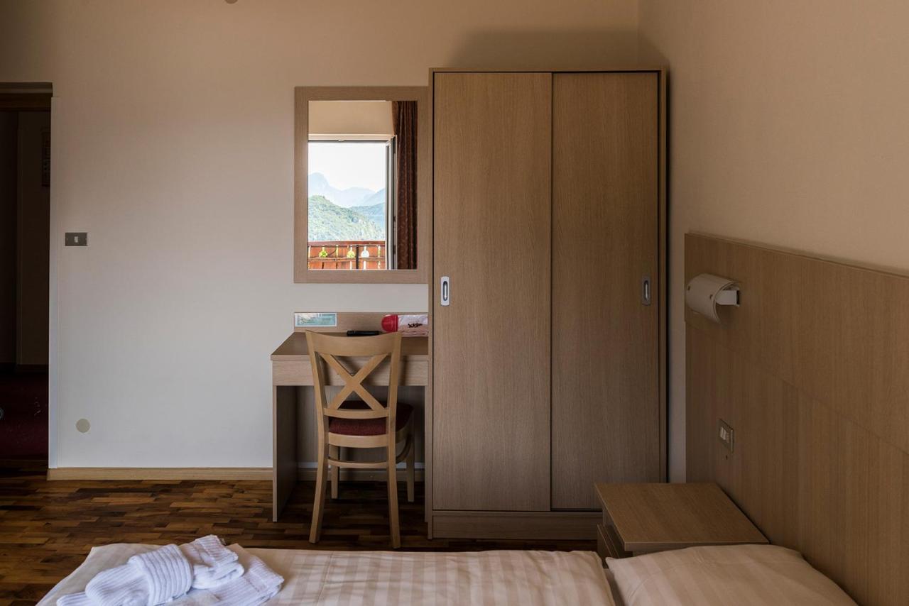 Hotel Lory - - Dolomiti Molveno